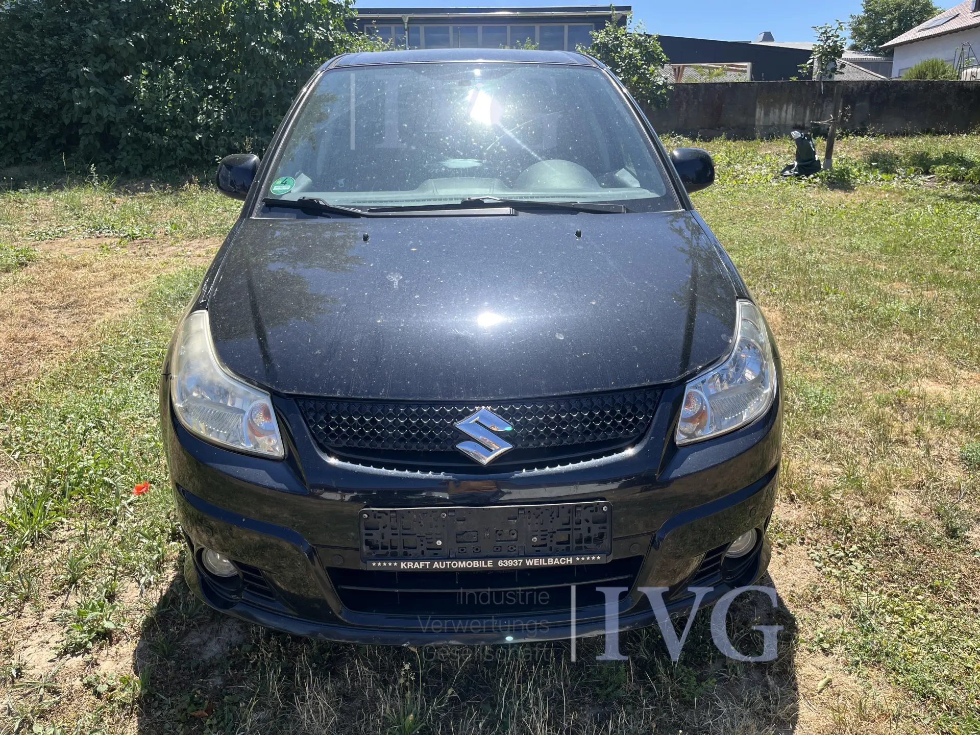 Schräghecklimousine SUZUKI SX4 – foto 2 – kavel bij IVG, Schwaigern