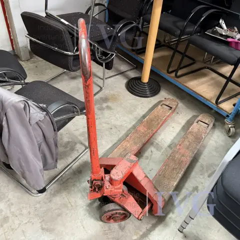 Gabelhubwagen (rot)