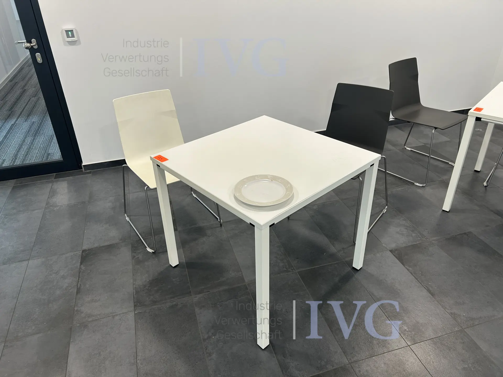 Posten Mobiliar – foto 2 – kavel bij IVG, Oyten