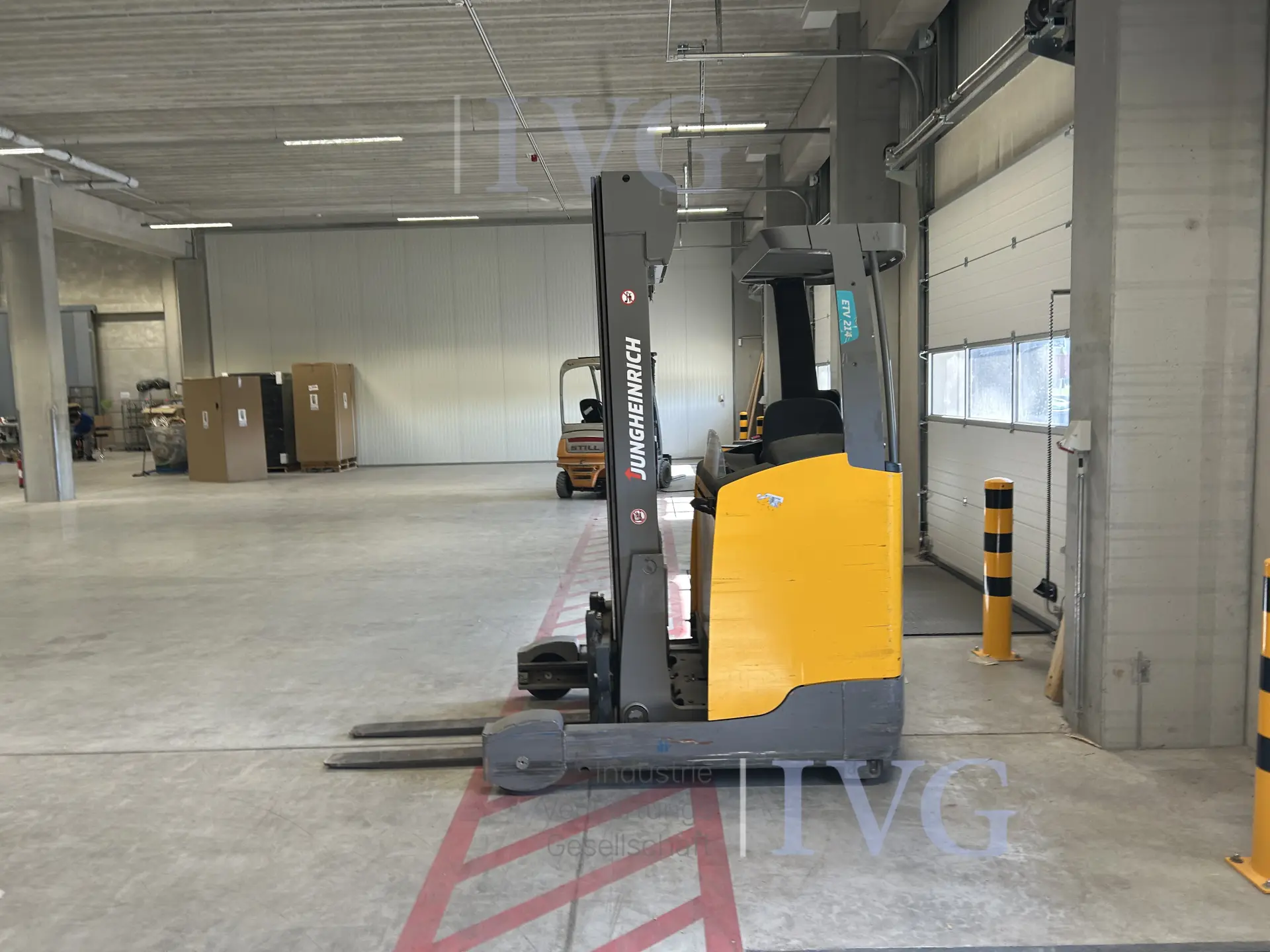 E-Schubmast-Gabelstapler JUNGHEINRICH vermutlich ETV214 – foto 4 – kavel bij IVG, Oyten