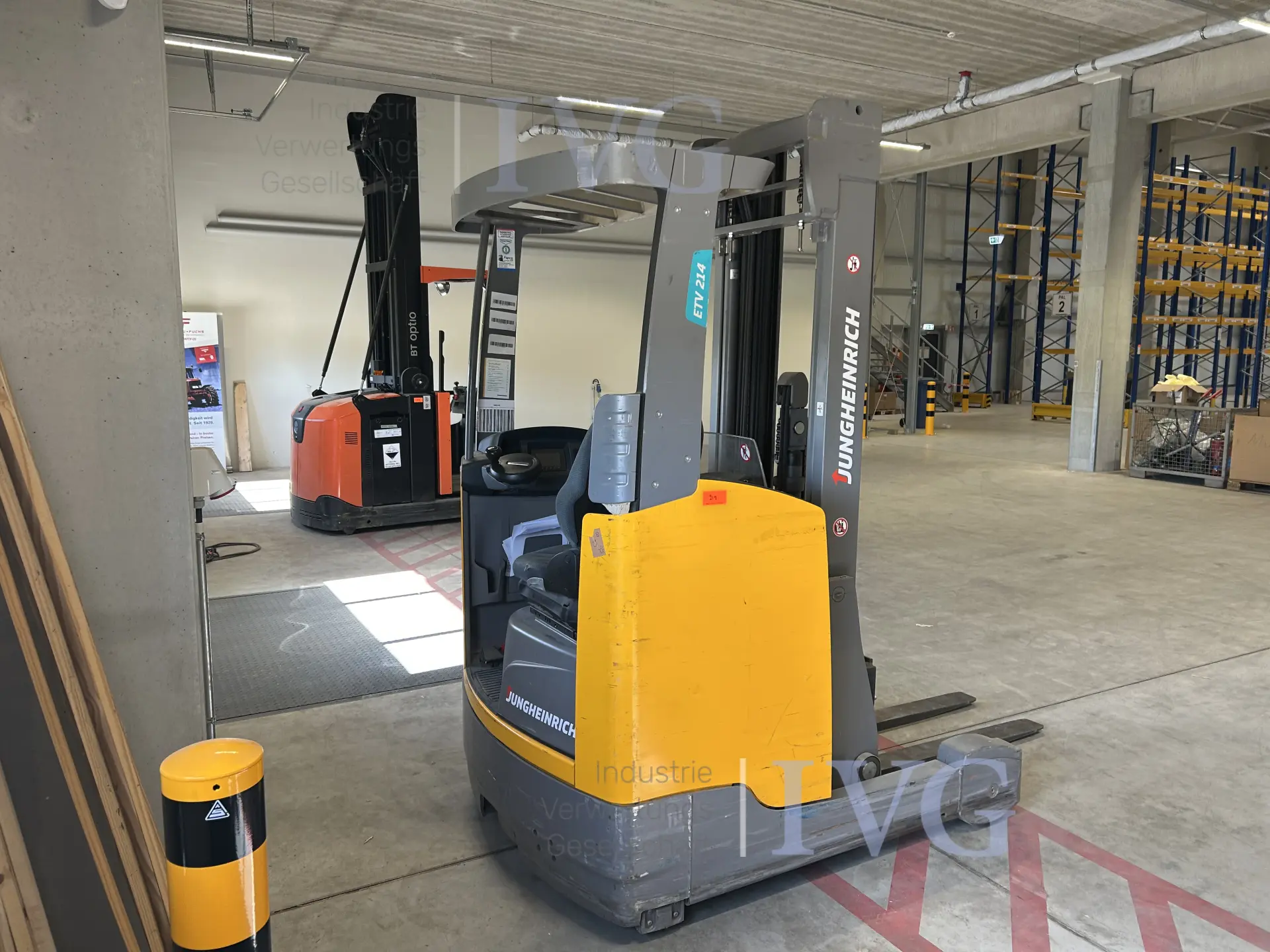 E-Schubmast-Gabelstapler JUNGHEINRICH vermutlich ETV214 – foto 6 – kavel bij IVG, Oyten