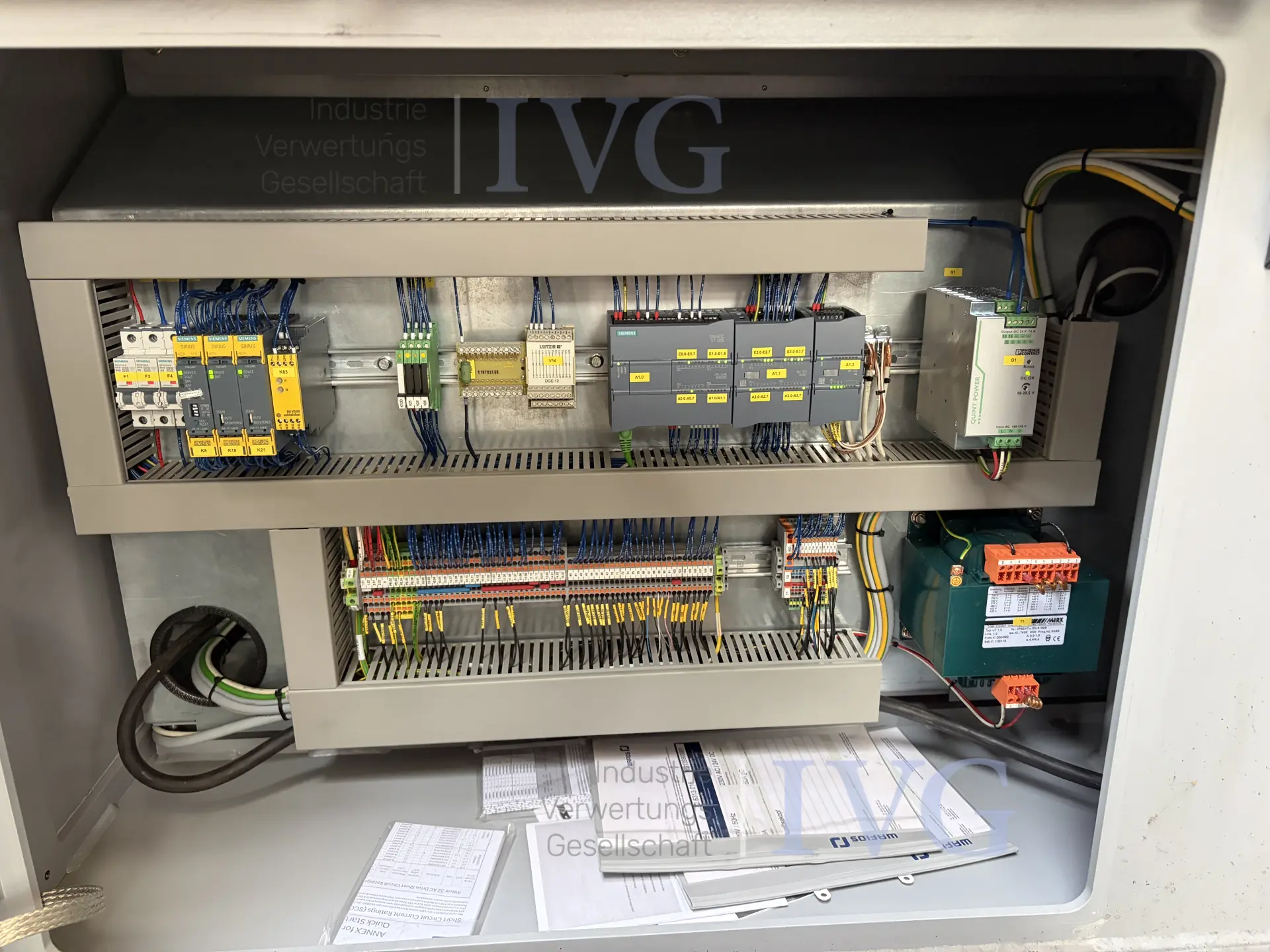 Drahtricht- und Abschneidemaschine WAFIOS RE3 – foto 18 – kavel bij IVG, Stolberg