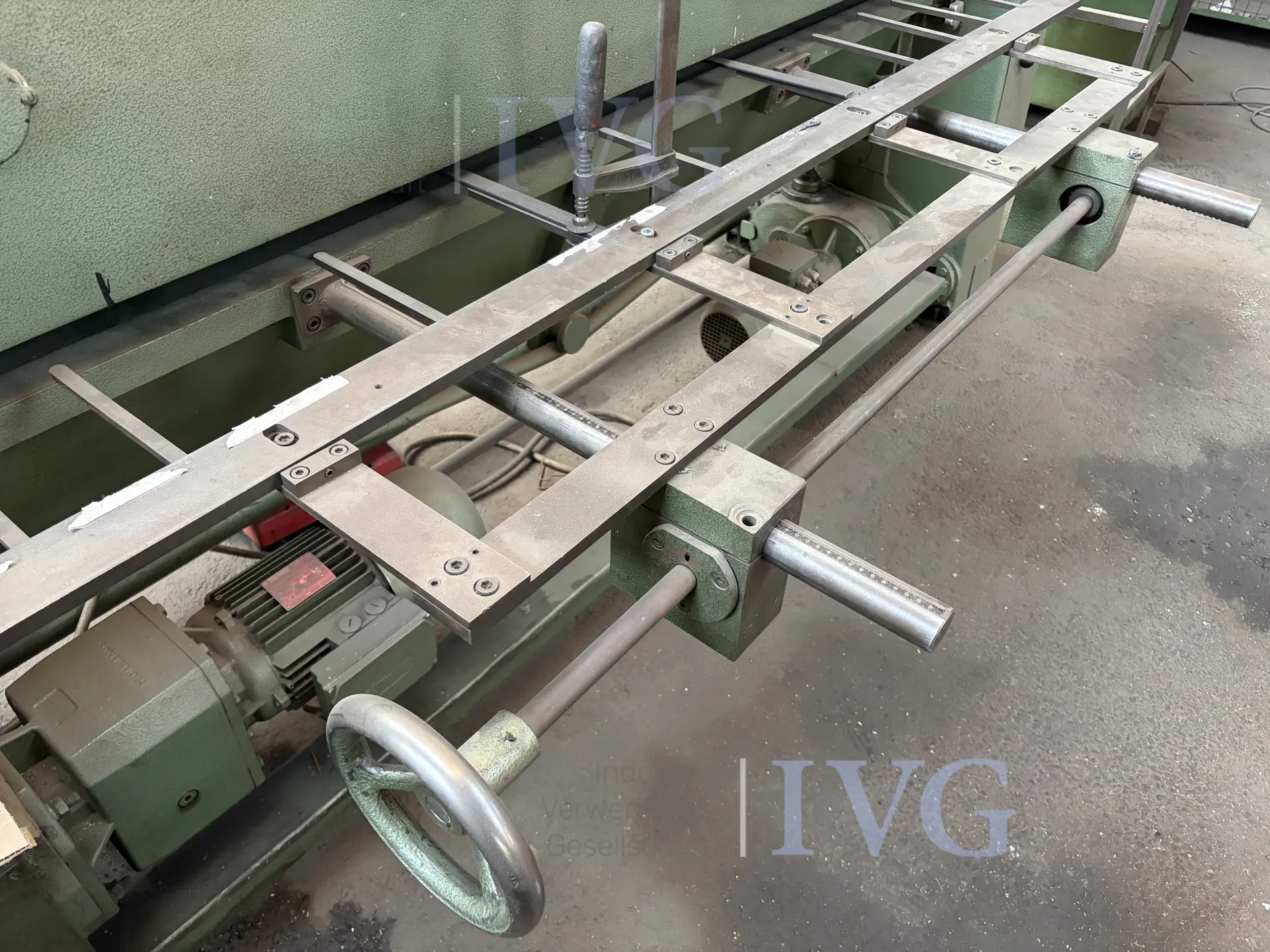 Schwenkbiegemaschine KRAMER AMaut III 2000 – foto 4 – kavel bij IVG, Stolberg