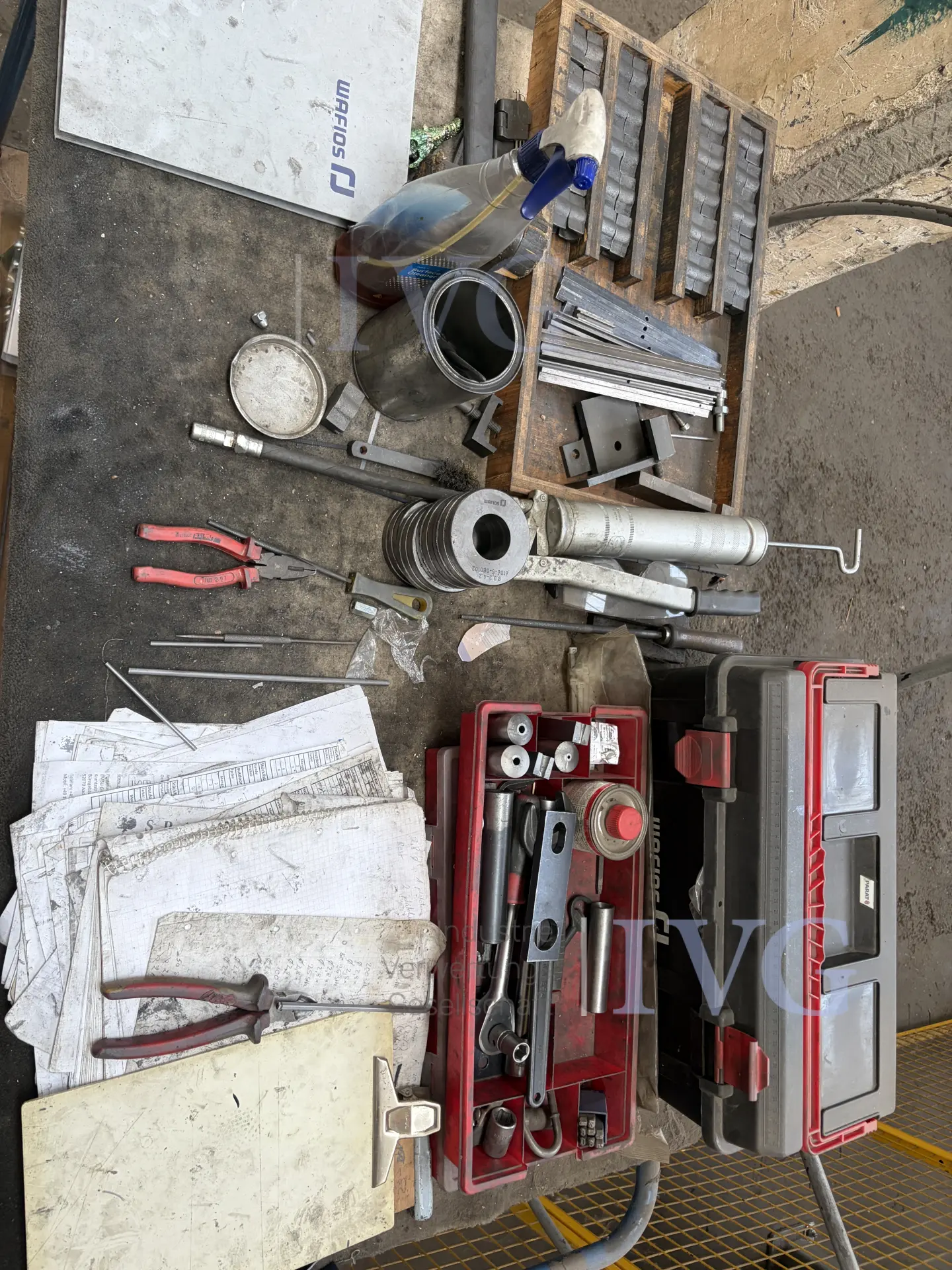 Drahtricht- und Abschneidemaschine WAFIOS RE3 – foto 29 – kavel bij IVG, Stolberg