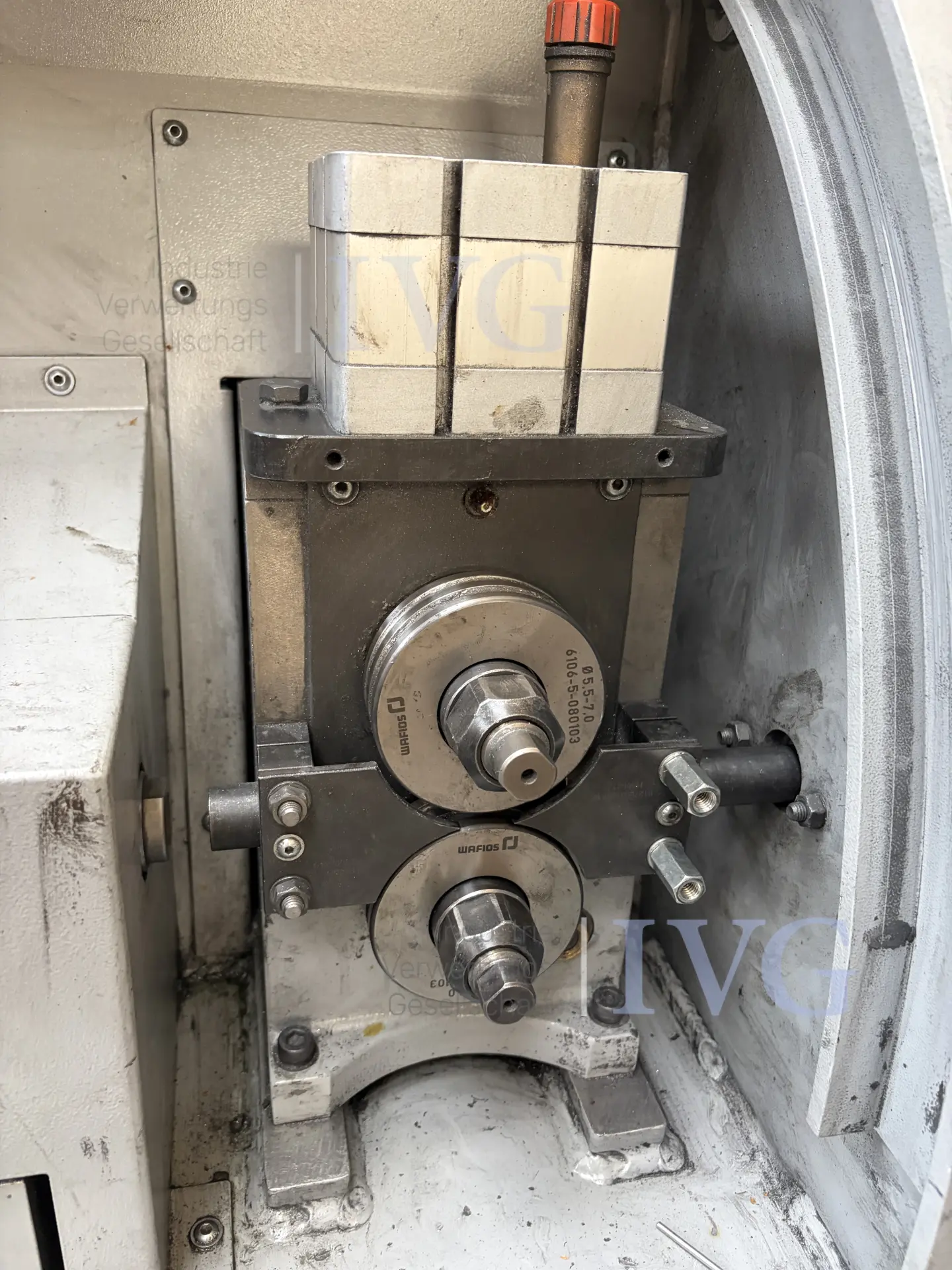 Drahtricht- und Abschneidemaschine WAFIOS RE3 – foto 13 – kavel bij IVG, Stolberg