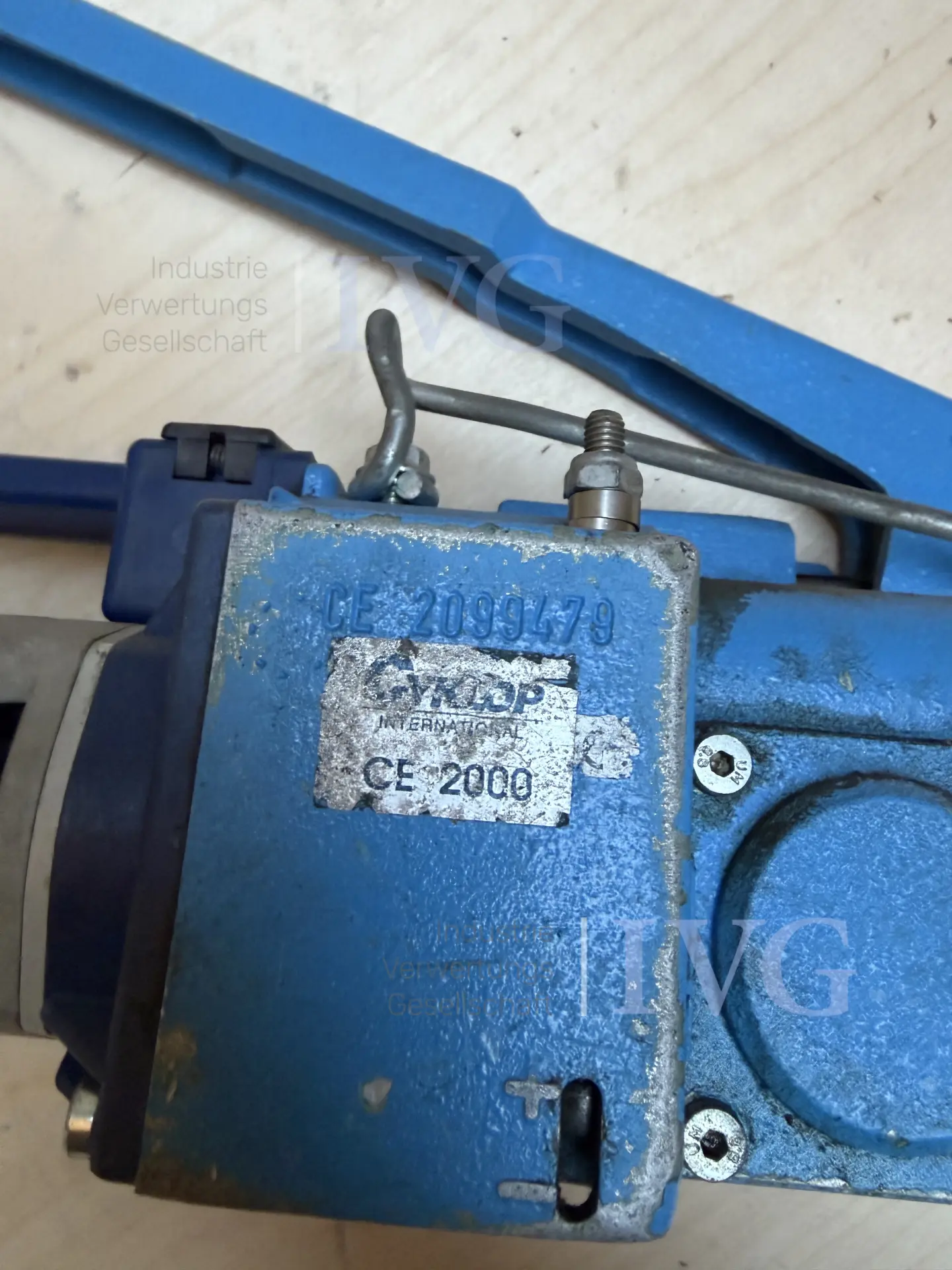 elektrisches Band-Spanngerät CYKLOP CE2000 – foto 5 – kavel bij IVG, Stolberg