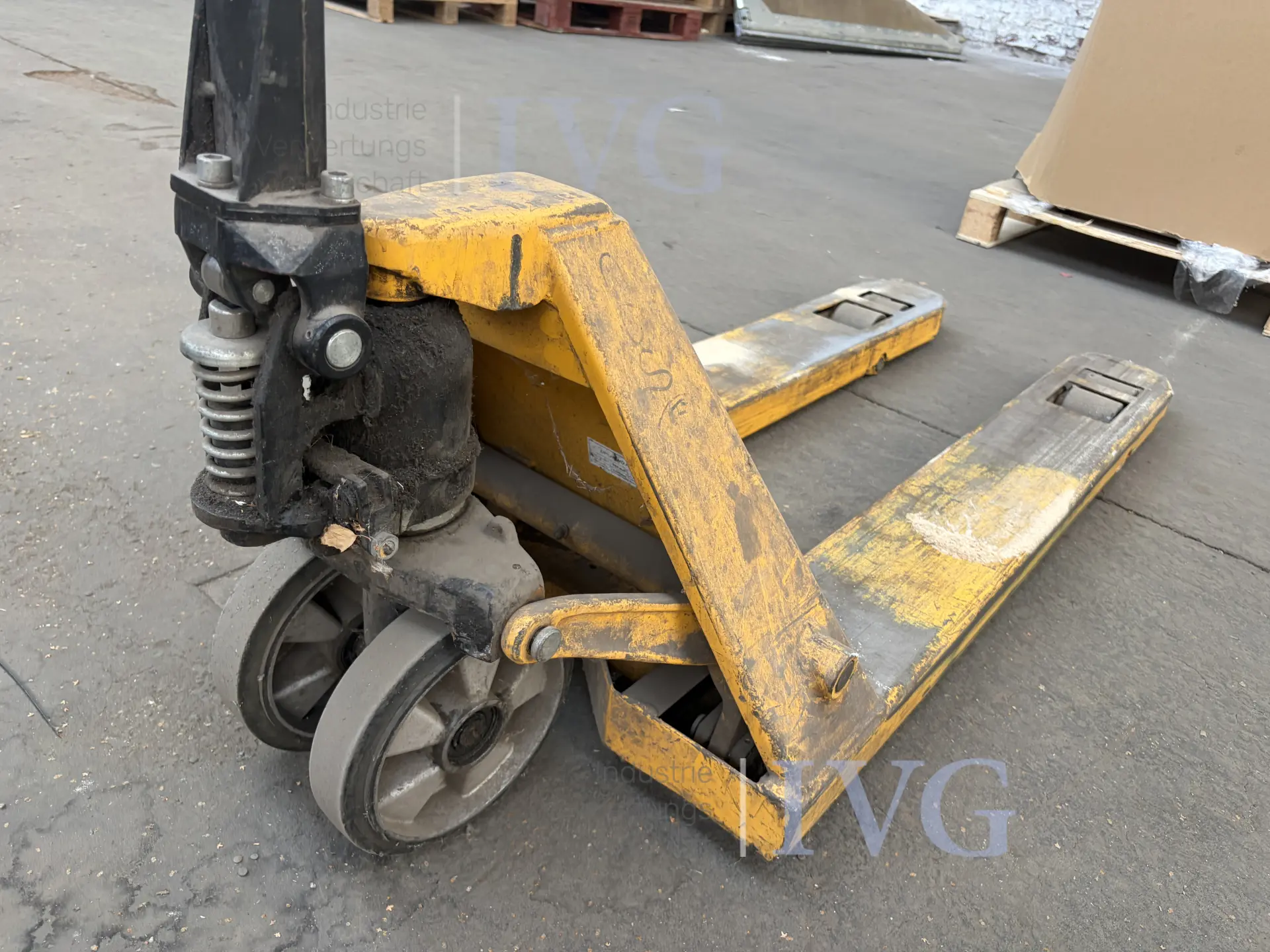 vorkhefwagen – foto 3 – kavel bij IVG, Kirchlengern