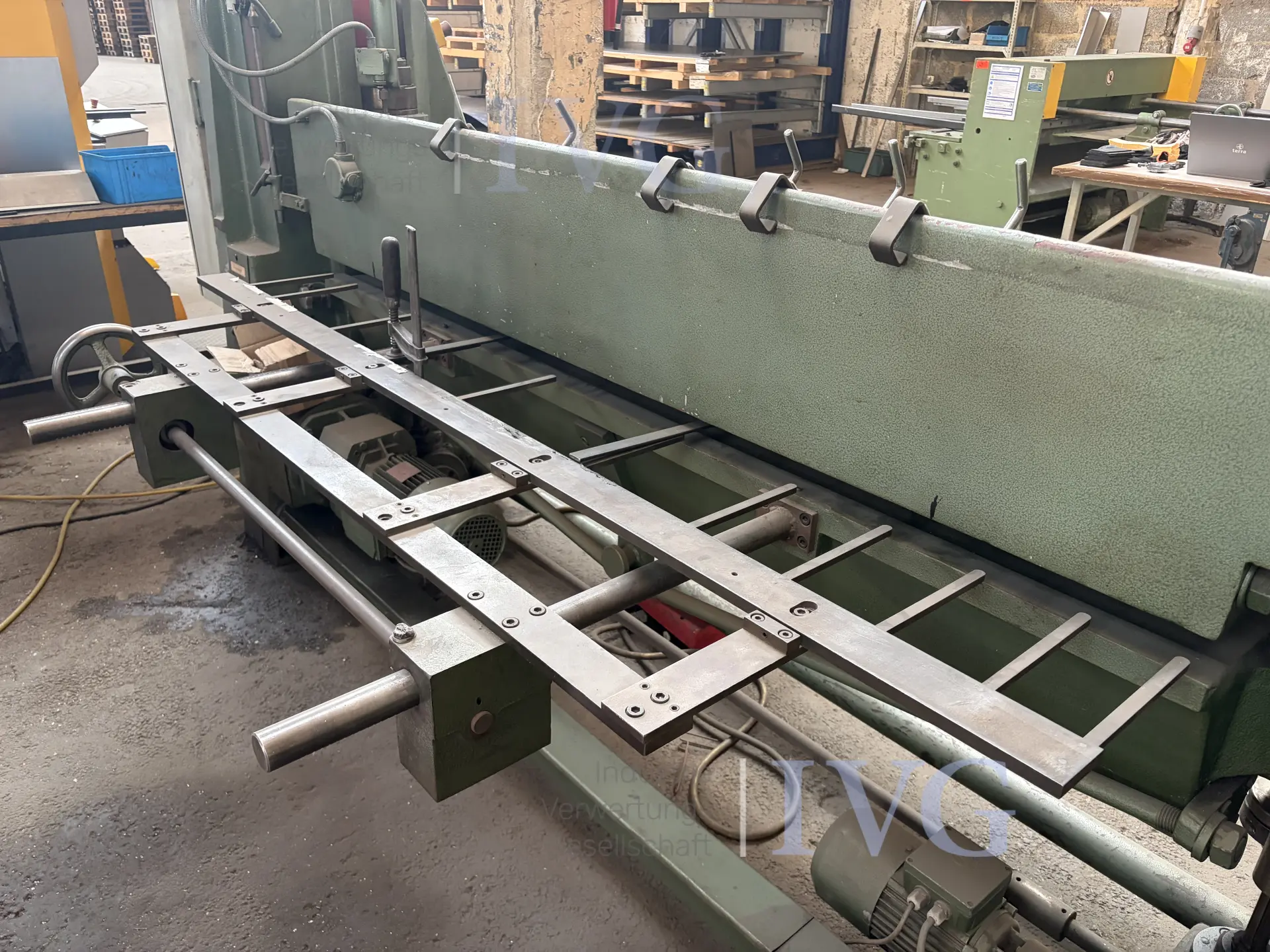 Schwenkbiegemaschine KRAMER AMaut III 2000 – foto 3 – kavel bij IVG, Stolberg