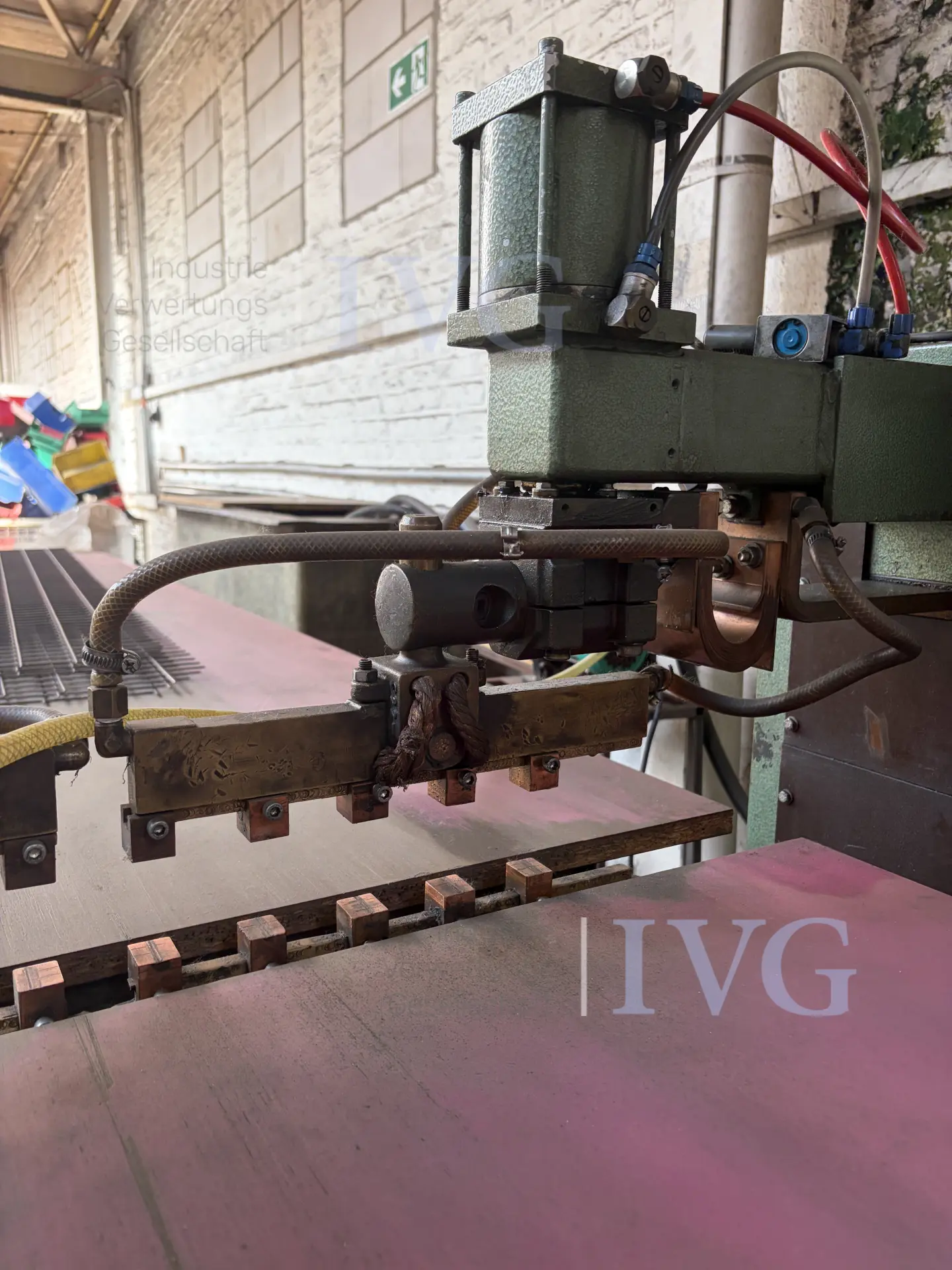 doppelseitige Punktschweißmaschine DALEX PL63-2 – foto 5 – kavel bij IVG, Stolberg