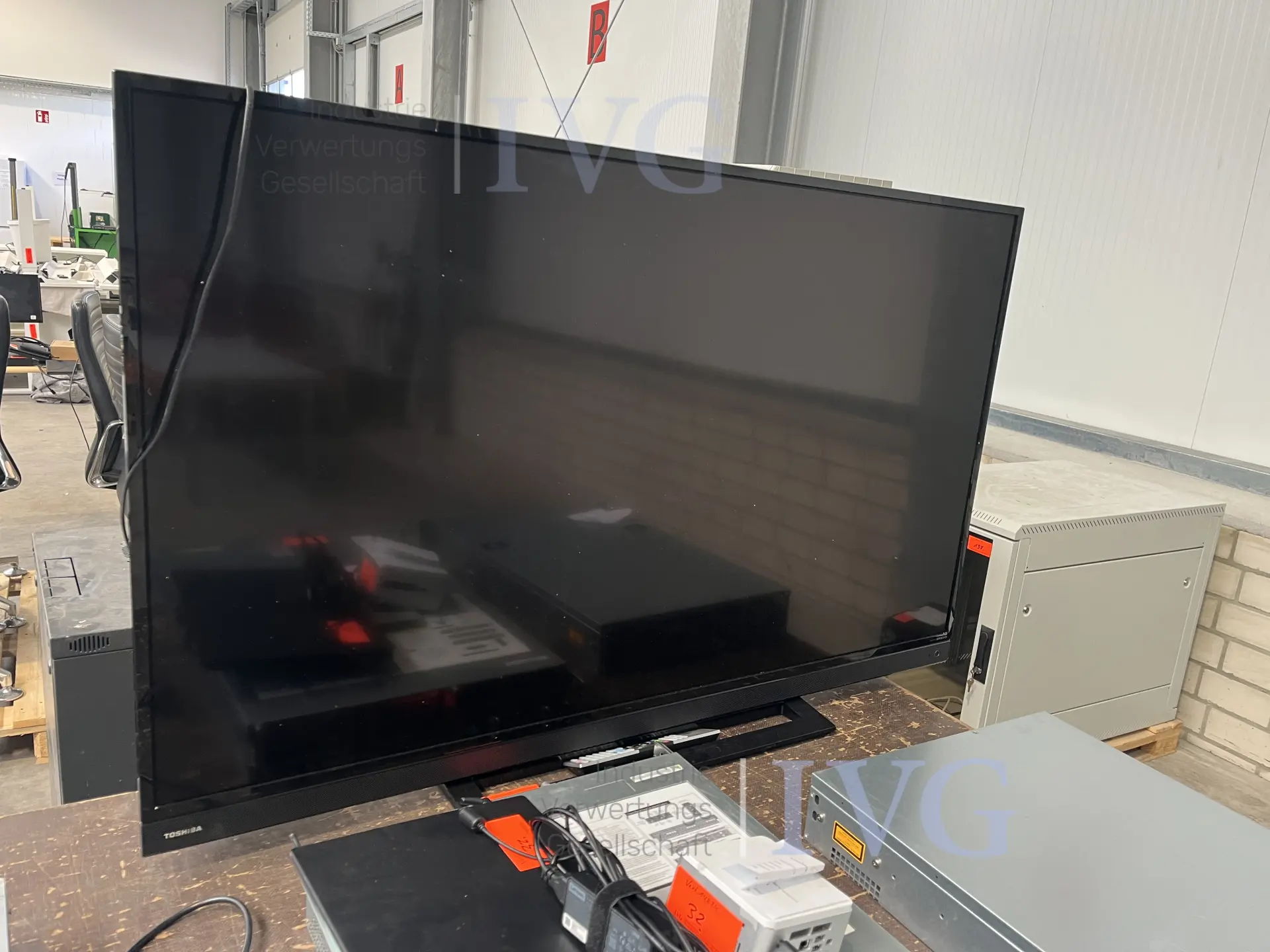 Flachbildmonitor TOSHIBA 55T6863DA – foto 3 – kavel bij IVG, Kirchlengern