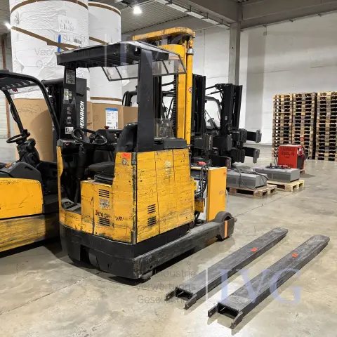 E-Schubmastgabelstapler JUNGHEINRICH ETM20G