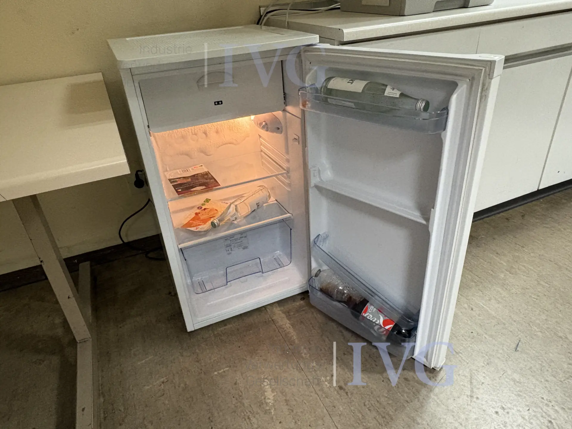 Koelkast AMICA – foto 2 – kavel bij IVG, Augsburg