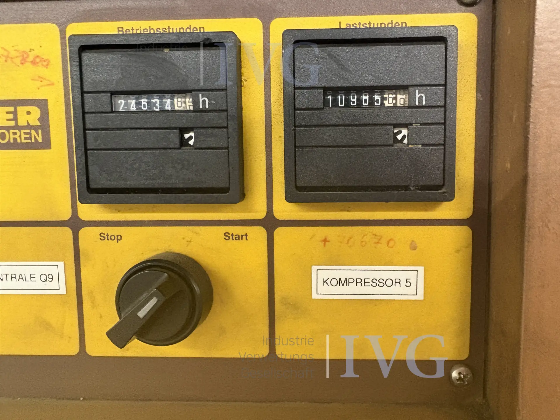 Schraubenkompressor KAESER CS 90 – foto 3 – kavel bij IVG, Augsburg
