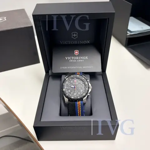 Armbanduhr VICTORINOX Sport Chrono