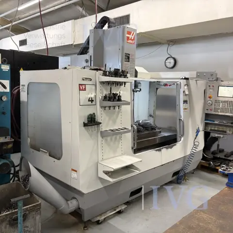 3-Achs CNC-Bearbeitungszentrum HAAS VF-4DHE