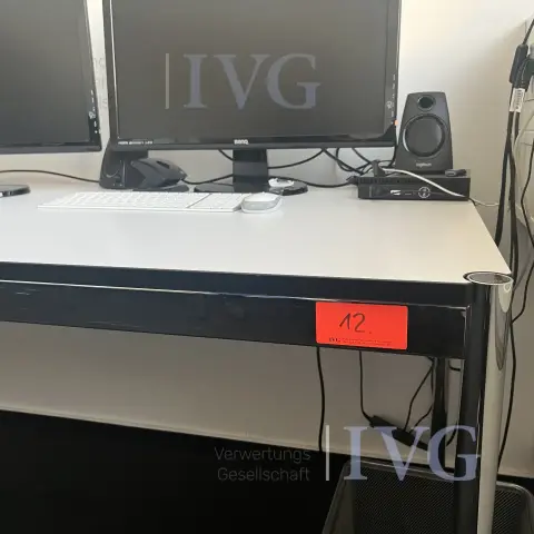 USM Haller desk