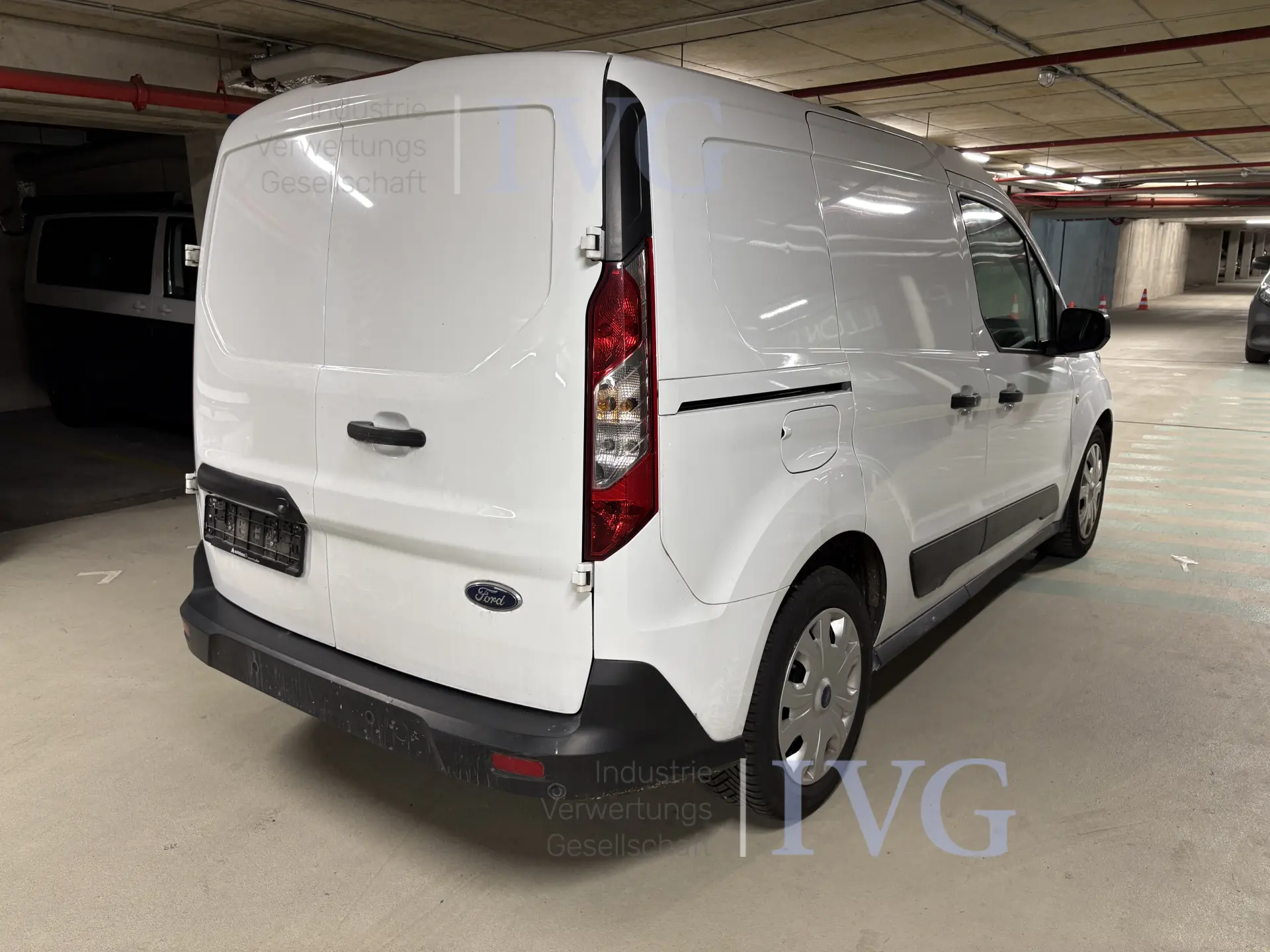 Van FORD Transit Connect – foto 3 – kavel bij IVG, Grasbrunn