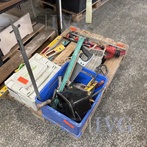 Lot of small tools and hand tools