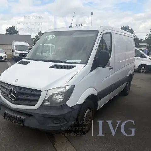 Mercedes-Benz Sprinter van