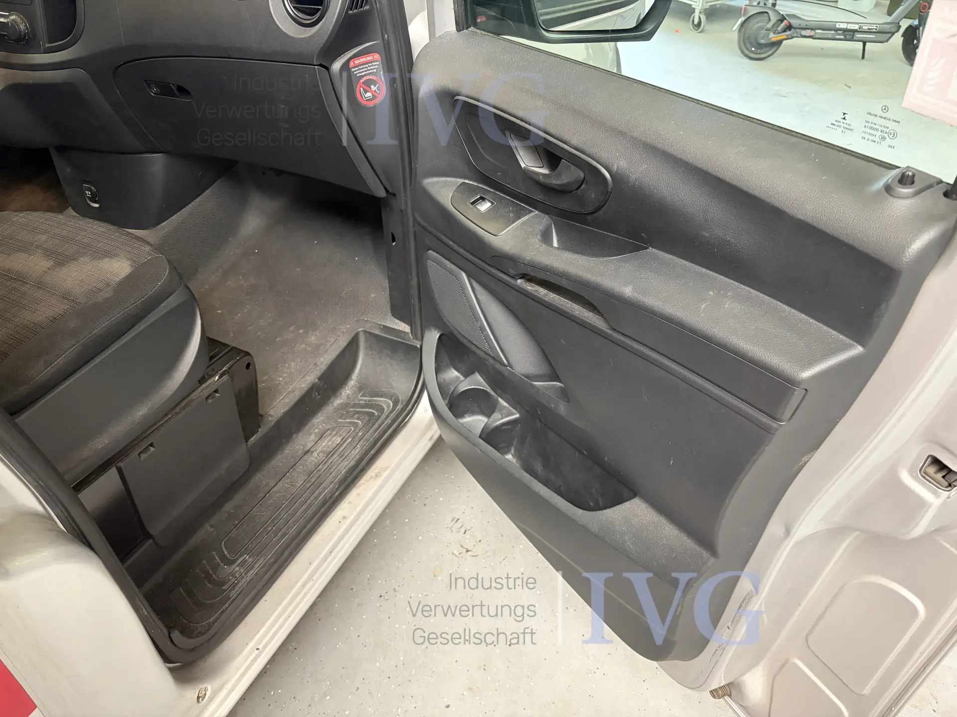 Van MERCEDES-BENZ Vito – foto 10 – kavel bij IVG, Kirchlengern