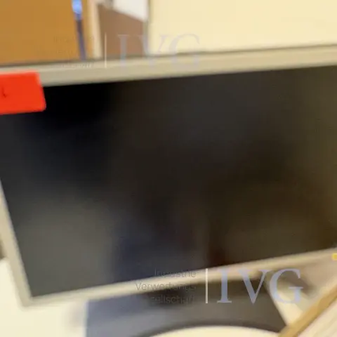BENQ Q23W3 flat screen monitor