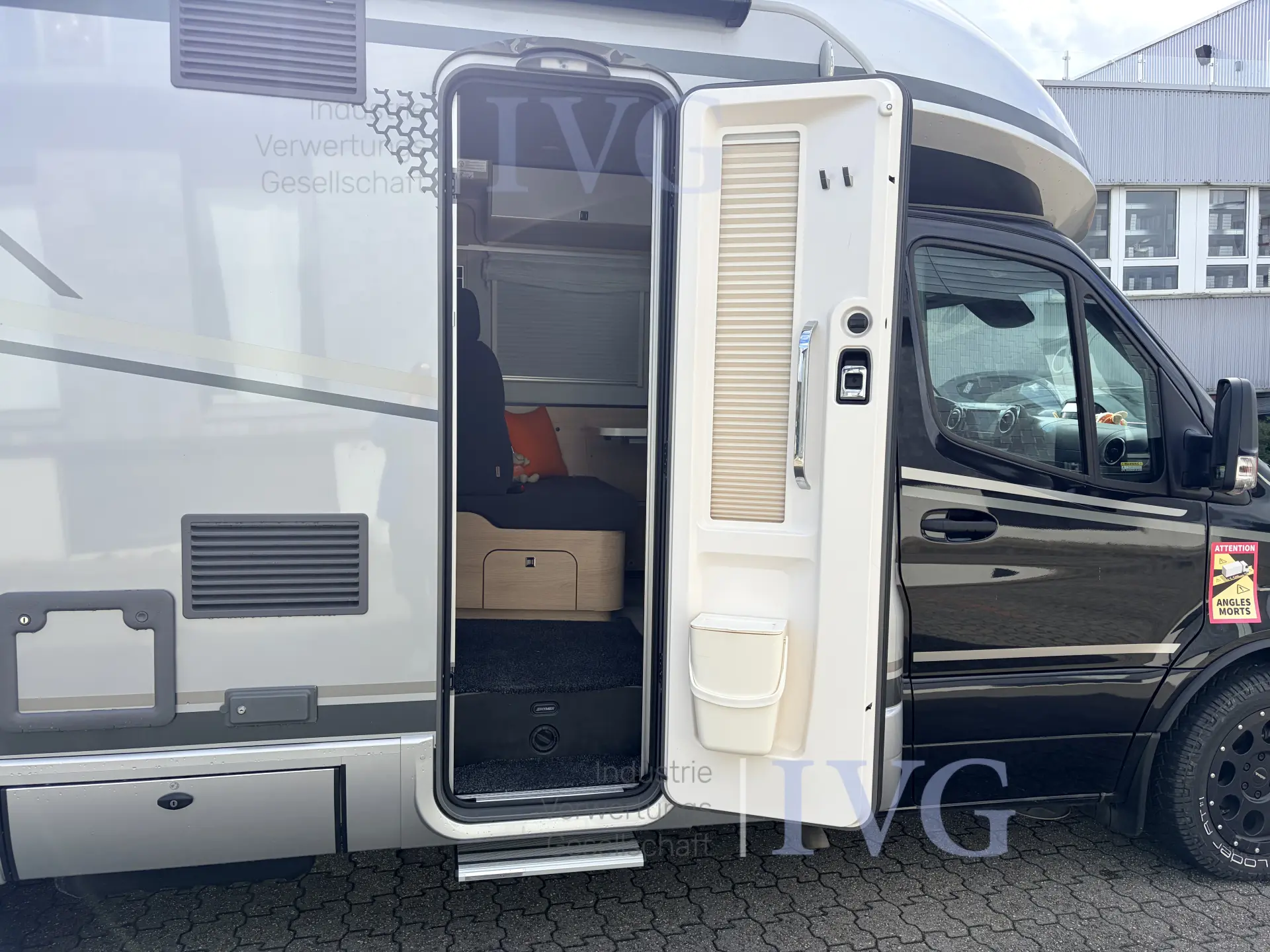 Wohnmobil MERCEDES-BENZ B-Klasse MC T BlackLine 680 (2025) – foto 14 – kavel bij IVG, Neunkirchen-Seelscheid