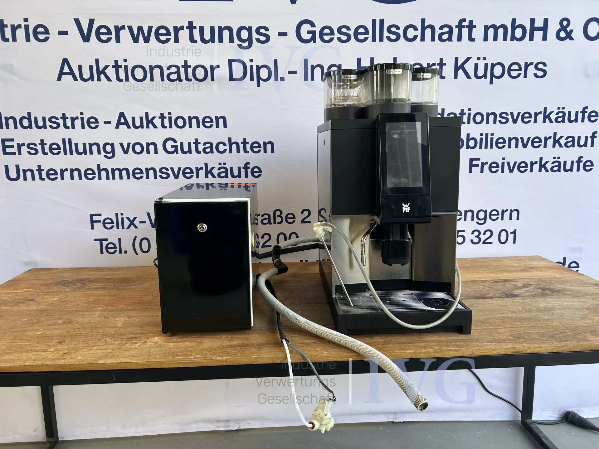 Volledig automatische koffiemachine WMF 1300S – foto 2 – kavel bij IVG, Kirchlengern