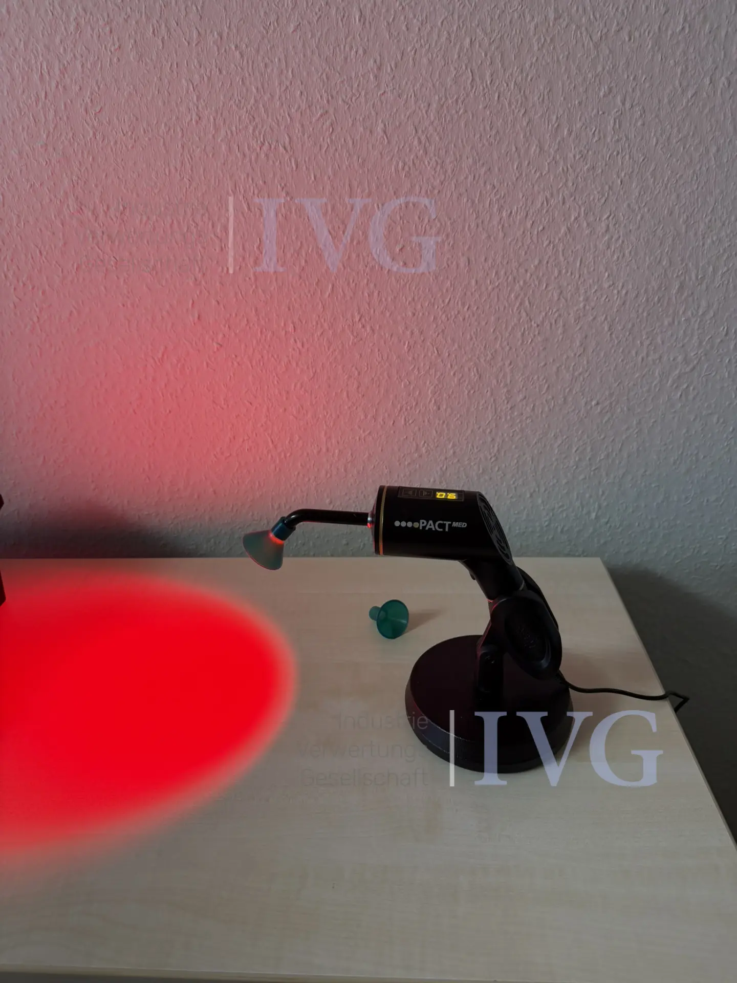 Behandlungsgerät für Nagelpilzerkrankungen HAHN MEDICAL SYSTEMS PACT MED LED-Strahler Set – foto 7 – kavel bij IVG, Wismar