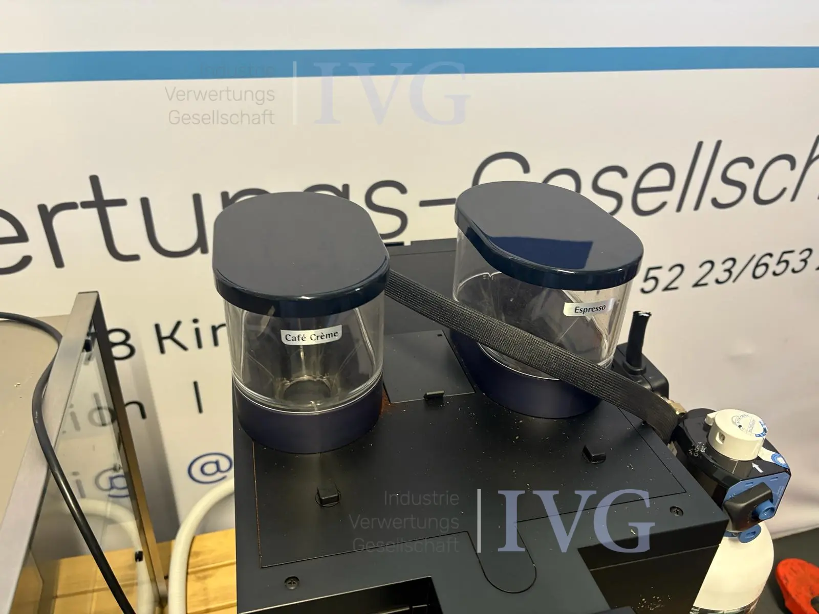Volledig automatische koffiemachine WMF 1300S – foto 7 – kavel bij IVG, Schweigern