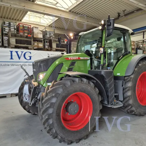 Ackerschlepper Fendt 724 Vario