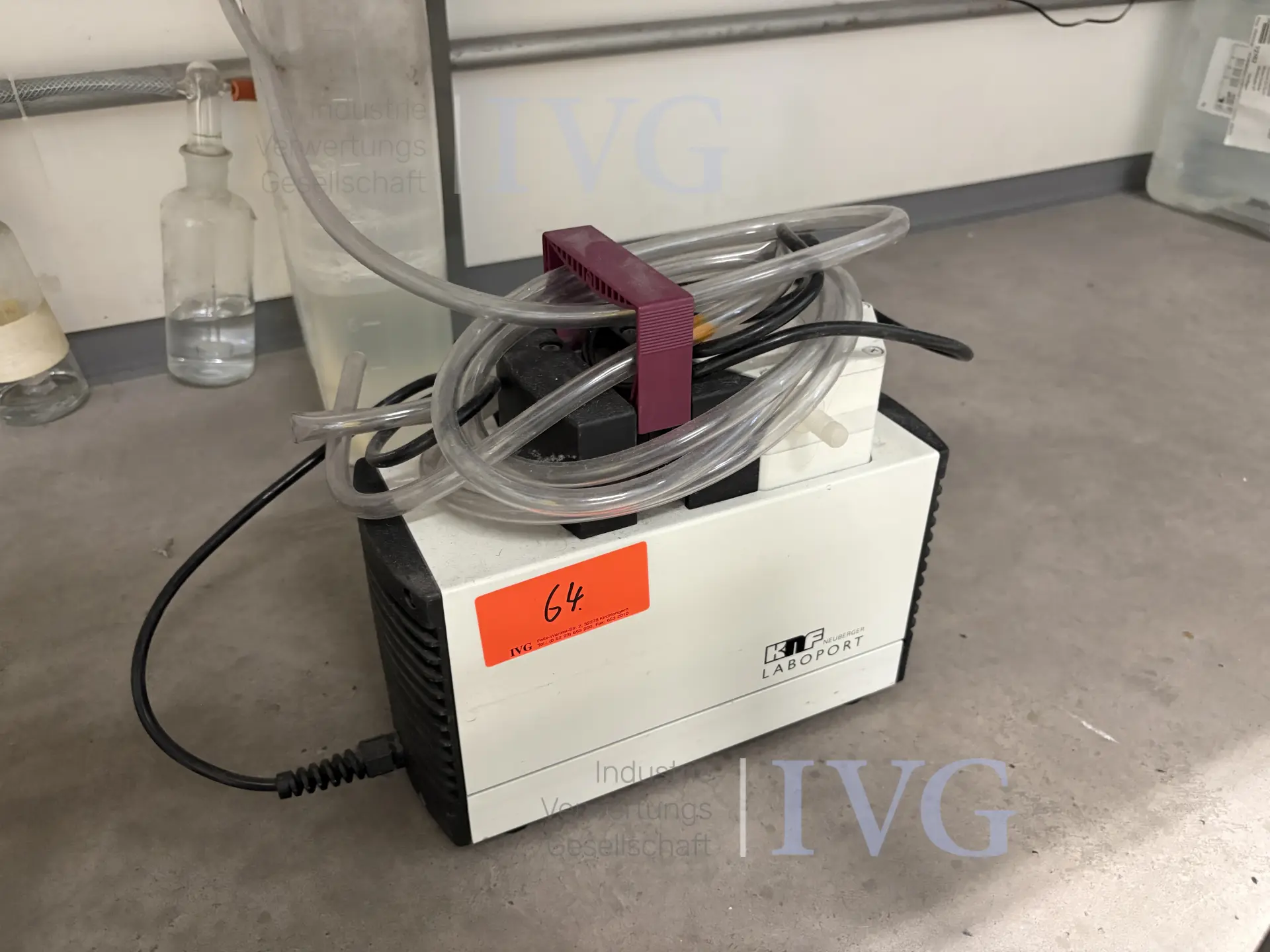 Laboratoriumvacuümpomp KNF N840FT-18 – foto 2 – kavel bij IVG, Reutlingen