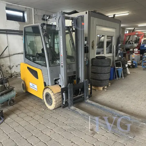 JUNGHEINRICH EFG S30 350ZT electric forklift