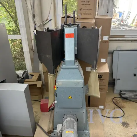 Corner butting machine TRÄNKLEIN EK-D100