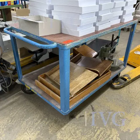 Etagenrollwagen (blau)