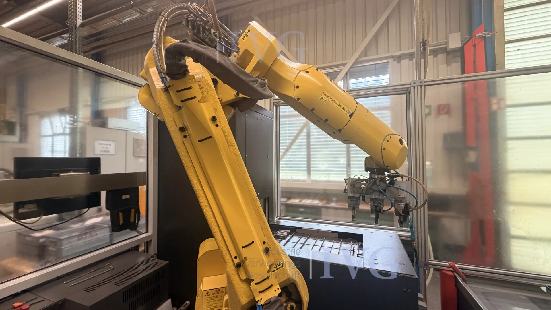 CNC-Rundschleifmaschine TSCHUDIN Ecoline 400 – foto 7 – kavel bij IVG, Mahlstetten