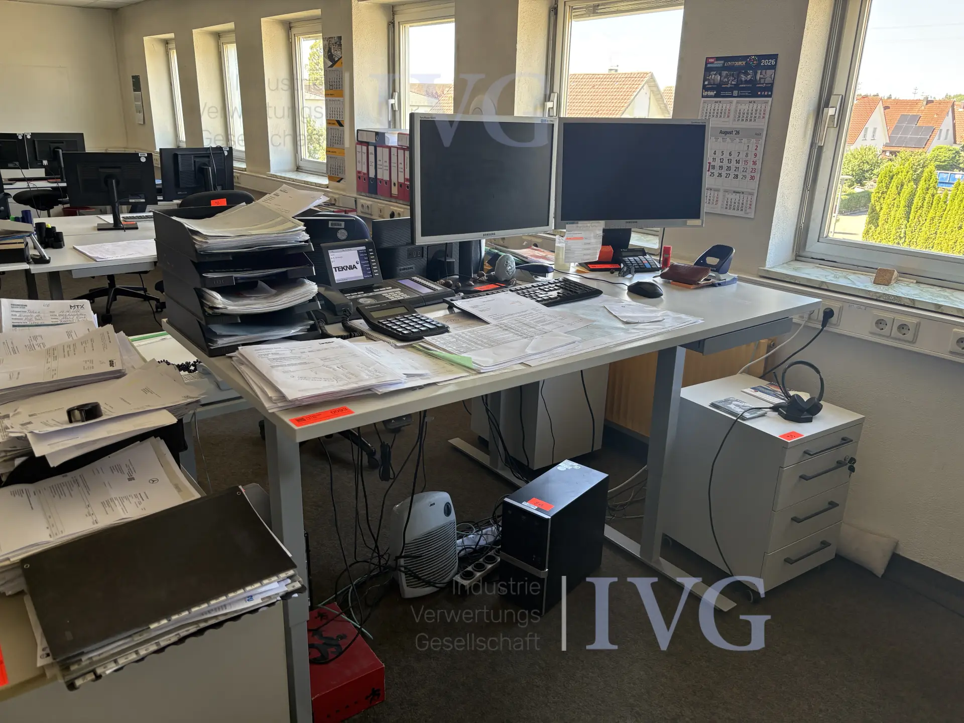 elektrisch höhenverstellbare Schreibtische – foto 2 – kavel bij IVG, Mahlstetten