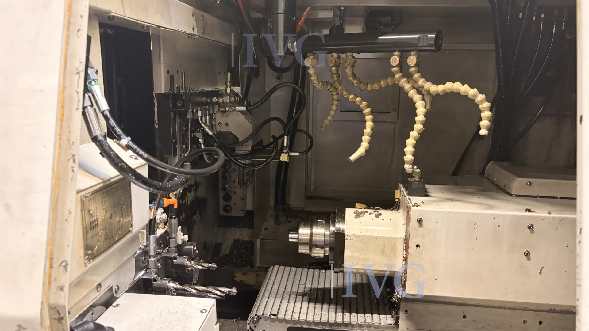 CNC-Langdrehmaschine mit Stangenlader WIVIA W428 – foto 3 – kavel bij IVG, Mahlstetten