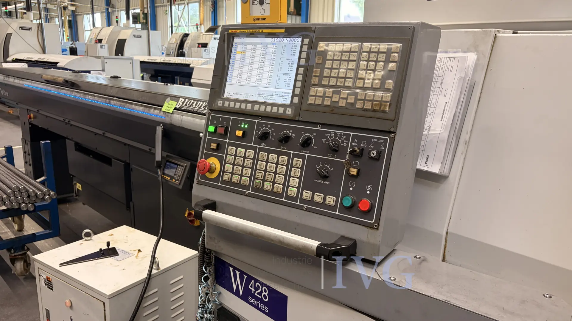 CNC-Langdrehmaschine mit Stangenlader WIVIA W428 – foto 7 – kavel bij IVG, Mahlstetten