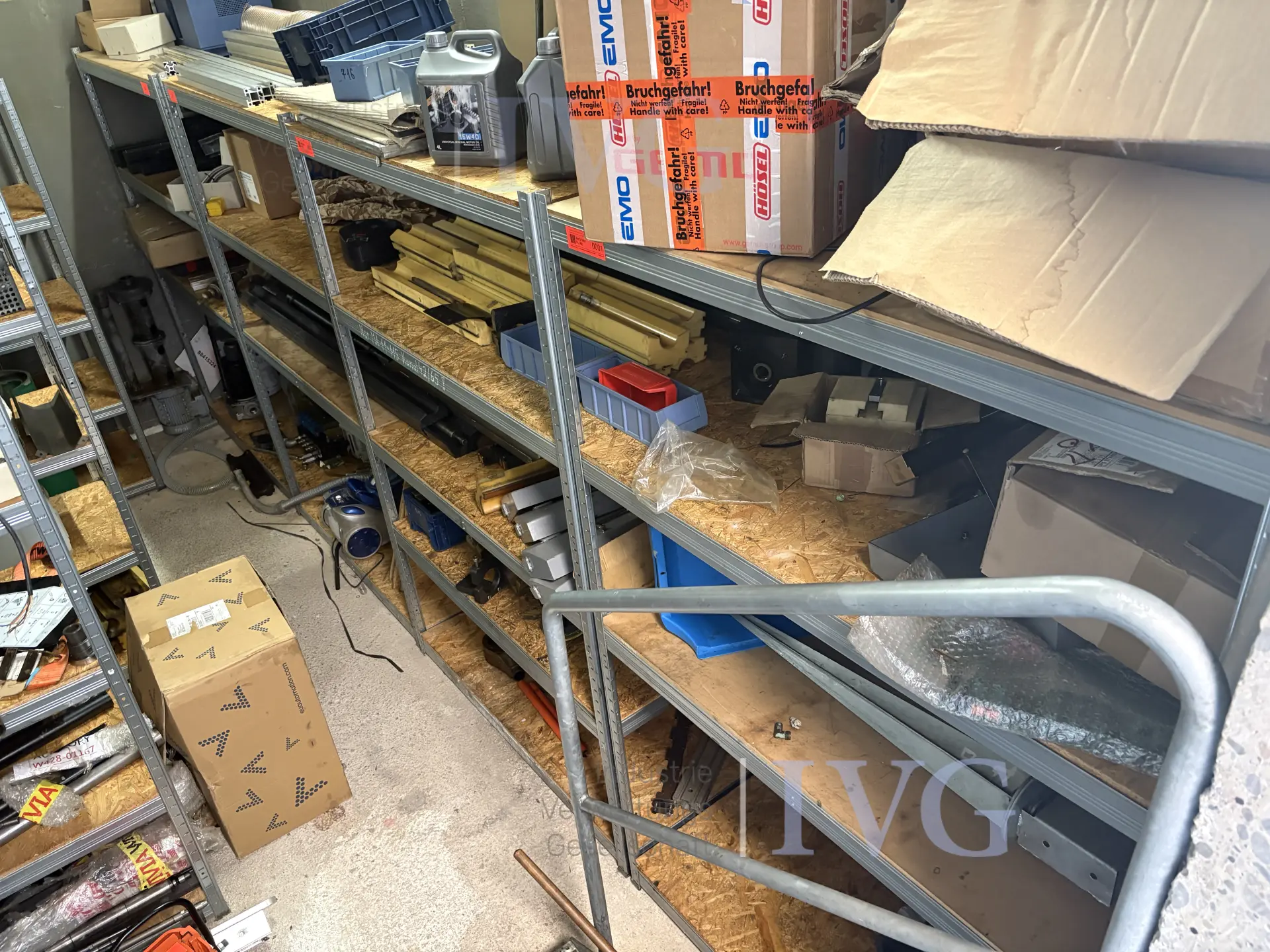 staalrek per lopende meter – foto 2 – kavel bij IVG, Mahlstetten