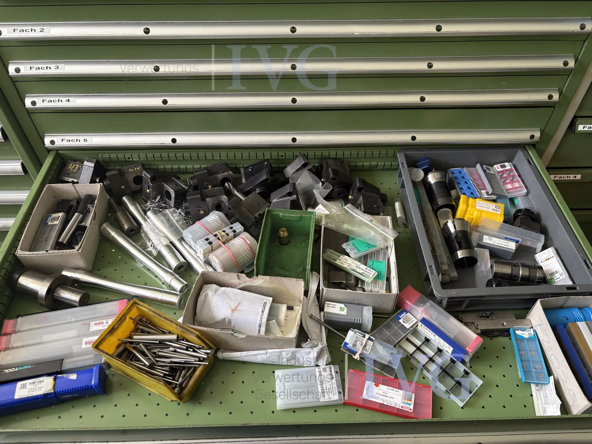 Stalen ladekast (groen) – foto 6 – kavel bij IVG, Mahlstetten