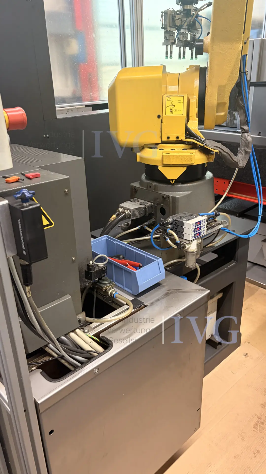 CNC-Rundschleifmaschine TSCHUDIN Ecoline 400 – foto 9 – kavel bij IVG, Mahlstetten