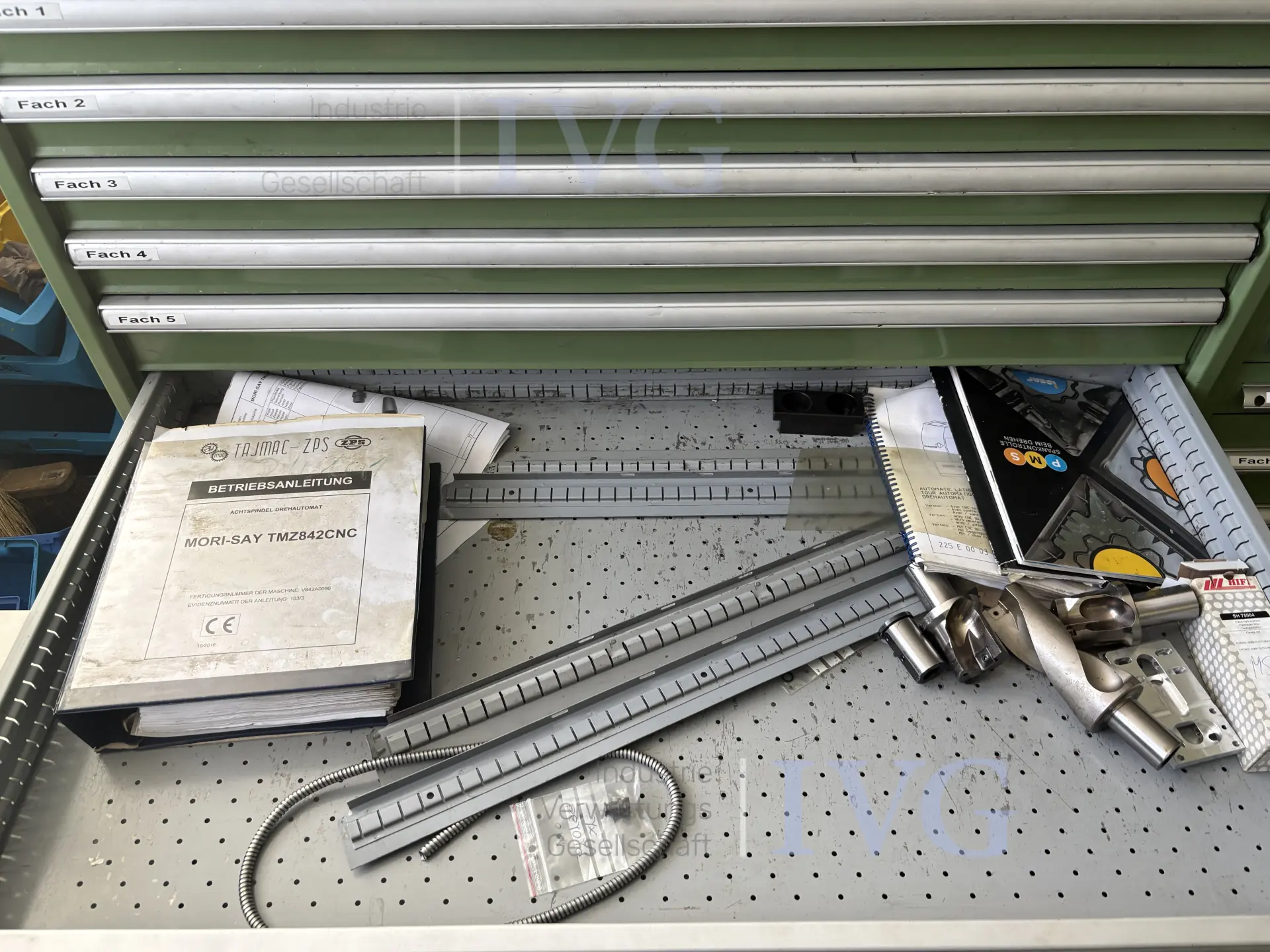 Stalen ladekast (groen) – foto 7 – kavel bij IVG, Mahlstetten