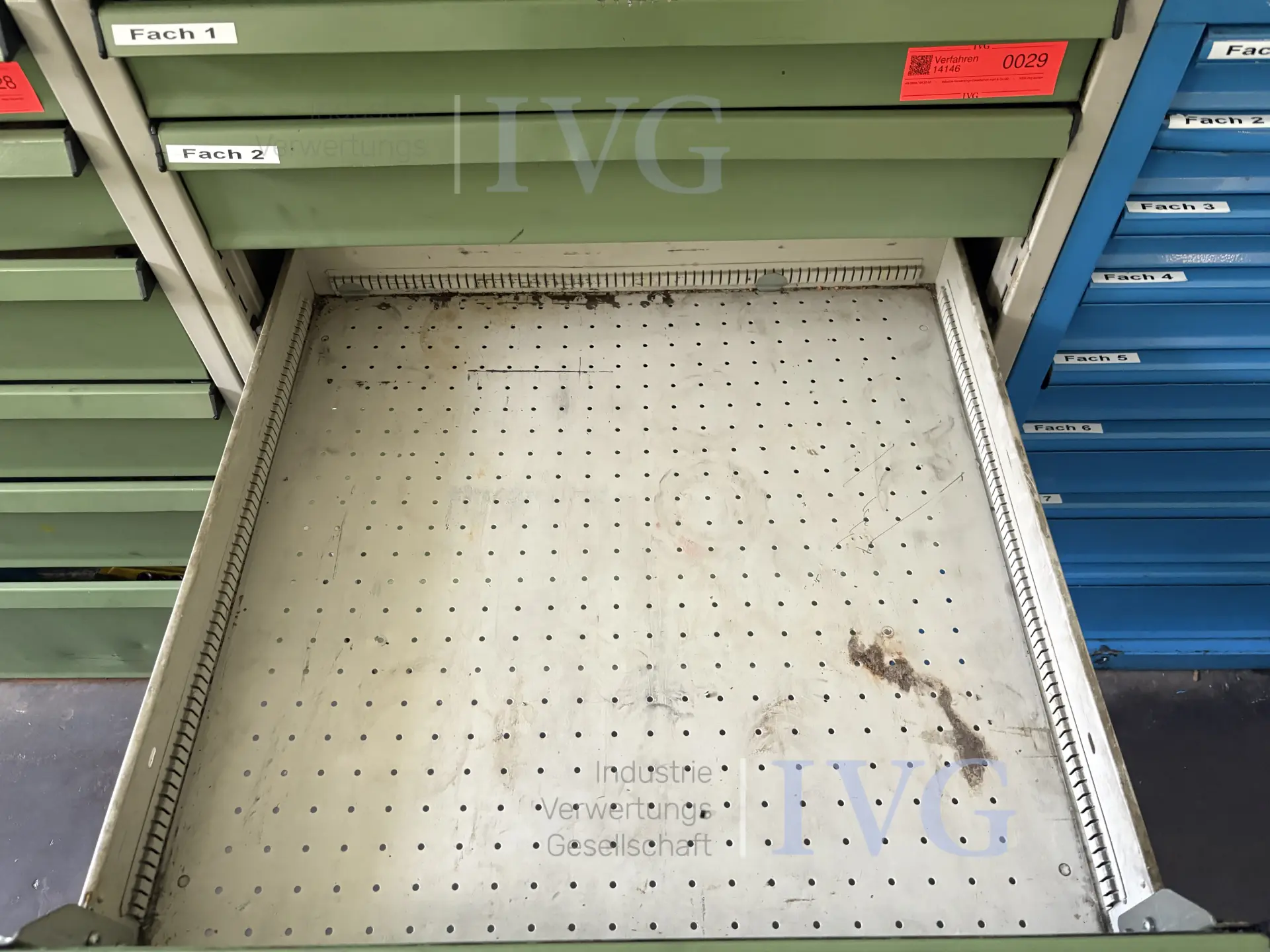 Stalen ladekast (groen) – foto 4 – kavel bij IVG, Mahlstetten