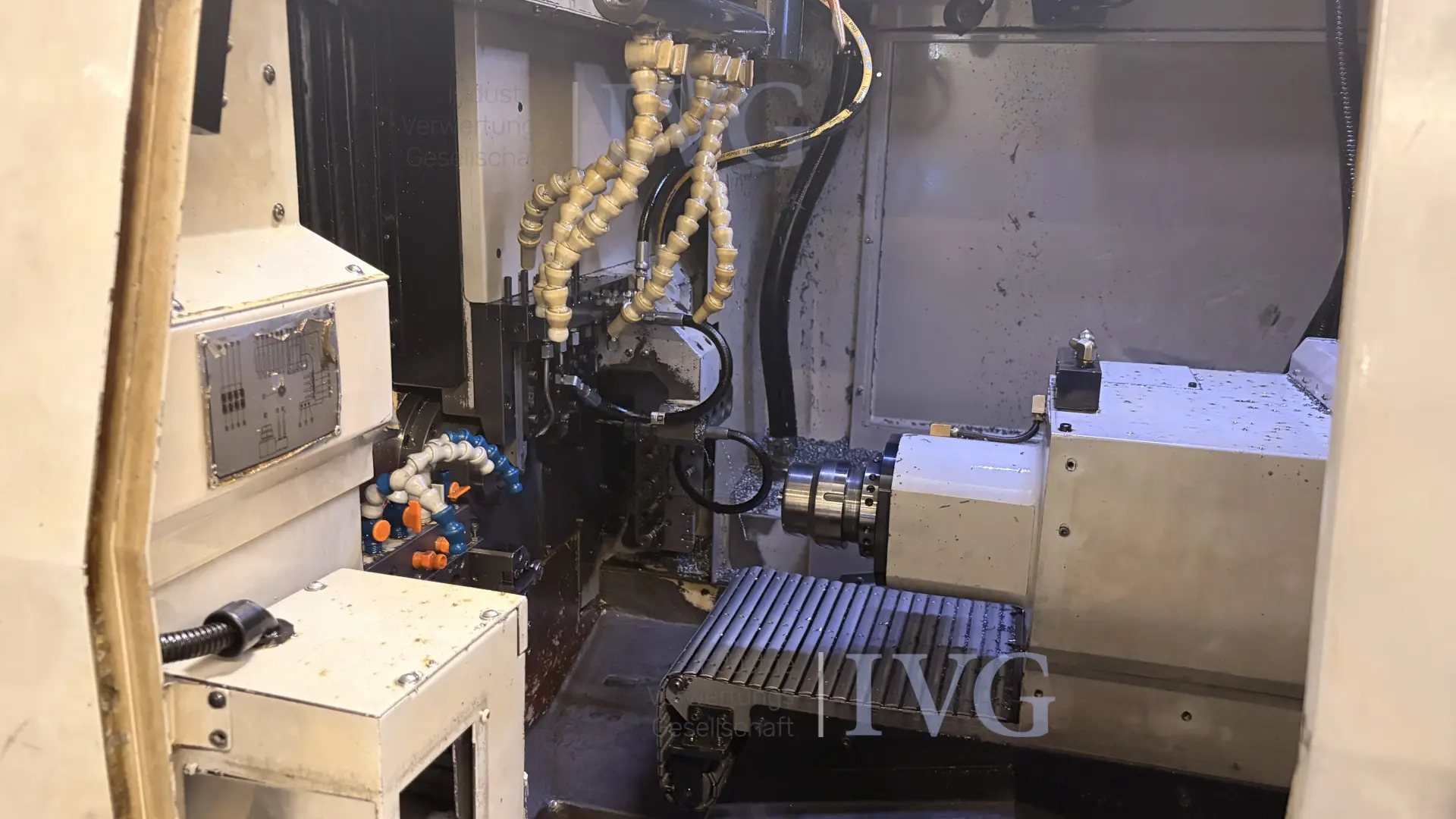 CNC-Langdrehmaschine mit Stangenlader WIVIA W428 – foto 3 – kavel bij IVG, Mahlstetten