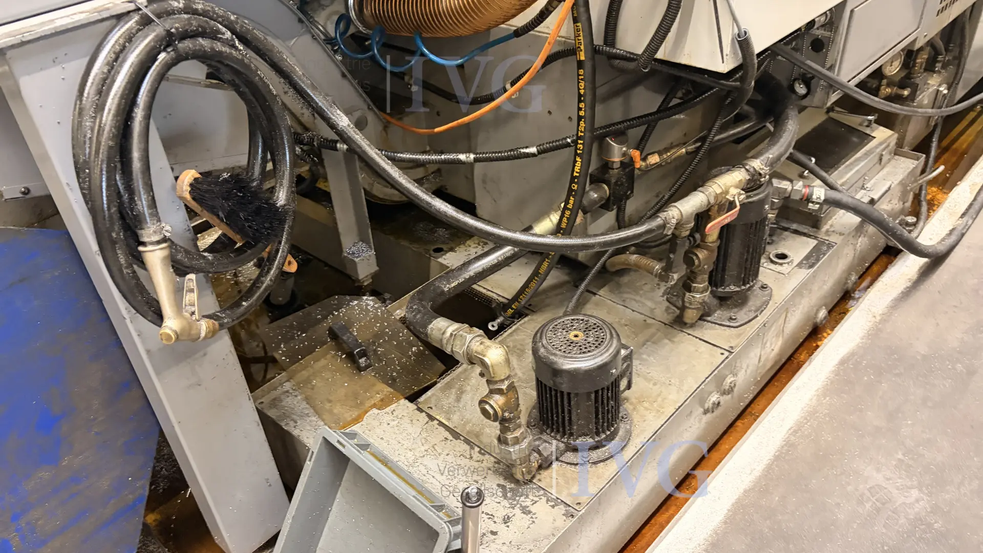 CNC-Langdrehmaschine mit Stangenlader WIVIA W428 – foto 10 – kavel bij IVG, Mahlstetten