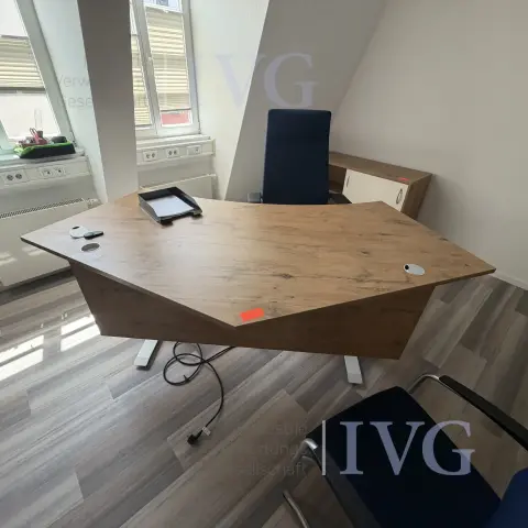 Hochwertige Büroeinrichtung