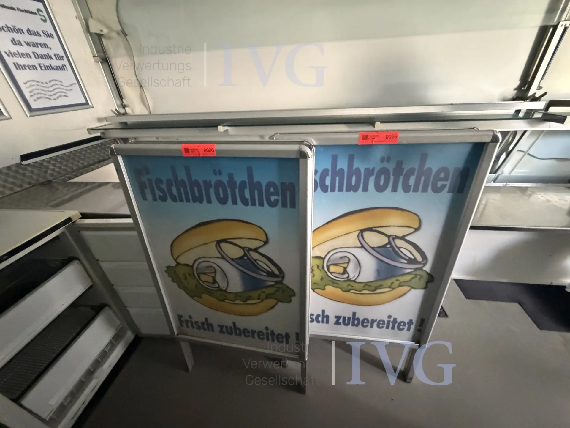 klantenlokker – foto 3 – kavel bij IVG, Detmold