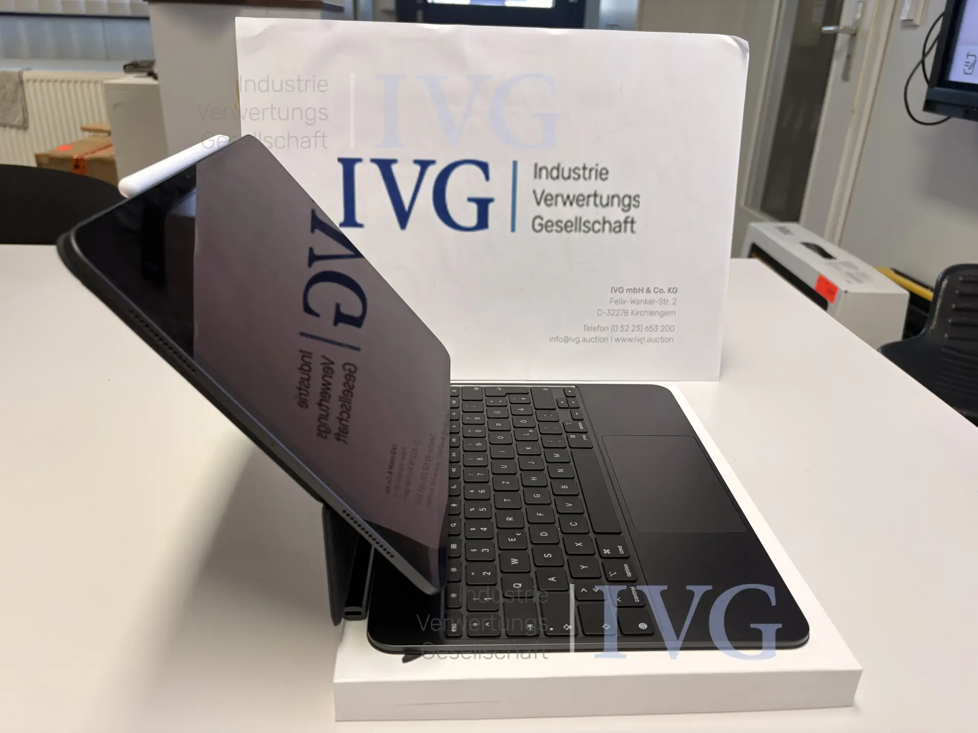 Tablet APPLE iPad Pro 13-inch (M4) – foto 3 – kavel bij IVG, Kirchlengern